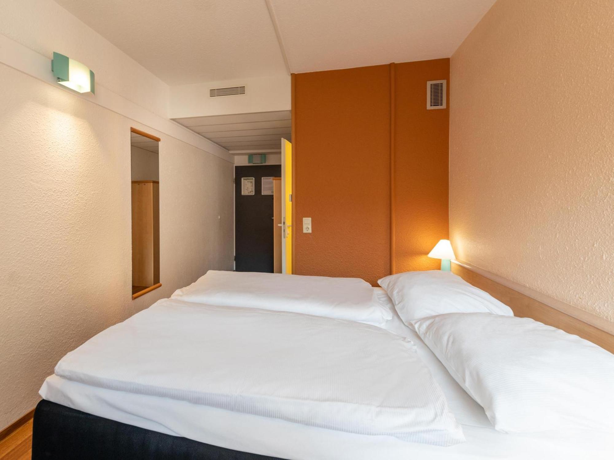 B&B Hotel Duisburg Hbf-Nord Eksteriør bilde